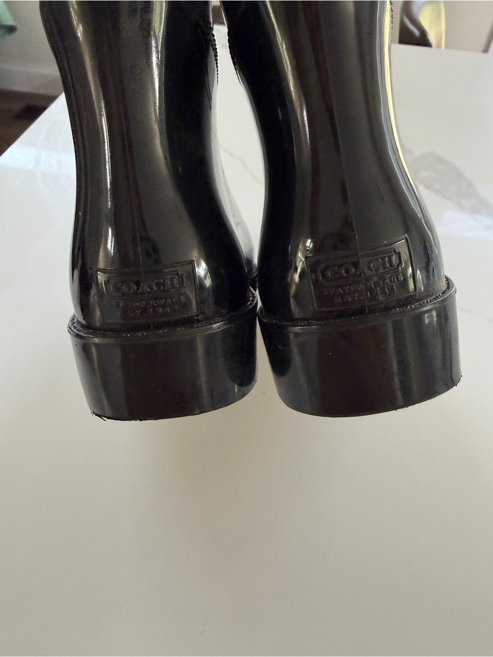 Coach "Talia" knee-high black glossy rubber rain boots
Size 8 - Picture 5 of 5